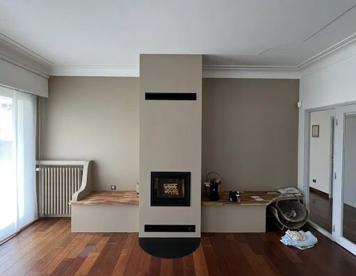 Faites appel à l'entreprise Lejeune et Fils pour vos travaux de rénovation et aménagement intérieur. Obtenez un devis gratuit autour de Razès.