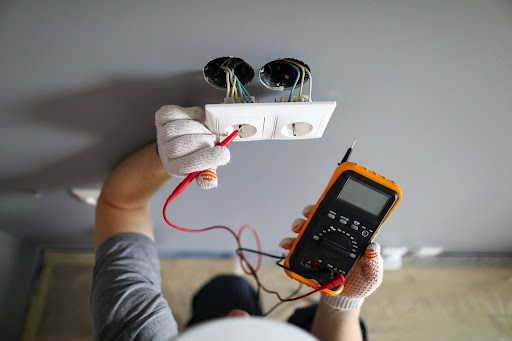 Diplômé d’un CAP Electricien