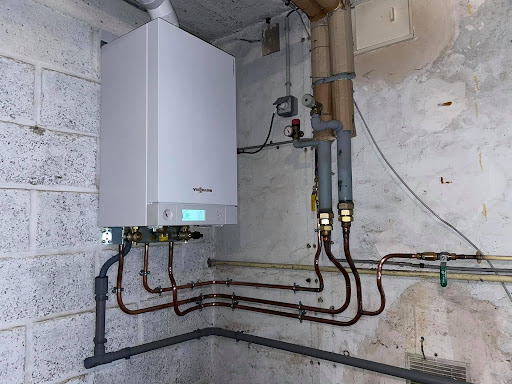Des travaux de plomberie à l’installation et au dépannage des équipements de chauffage