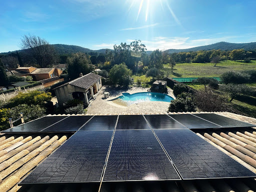 Vente et installation de panneaux photovoltaïques dans le Var en région PACA. Étude et devis gratuits - Kauff Energy