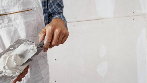 Notre entreprise de peinture en bâtiment à Lyon vous propose ses services de peinture intérieure