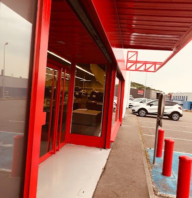 Faites appel à notre entreprise spécialisée dans tous vos travaux du bâtiment. Nous assurons tous vos travaux d'électricité