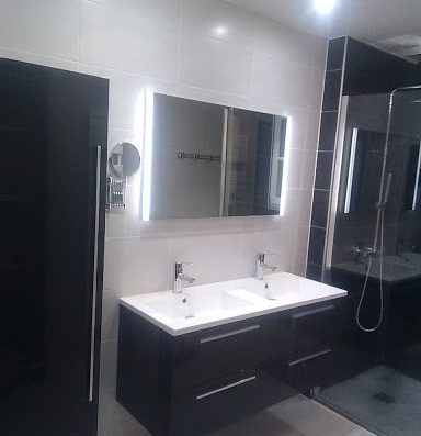 Spécialiste de la pompe à chaleur (diverses marques du marché) et de la climatisation. Rénovation complète de votre salle de bain. Réalisation de travaux de plomberie sur les rénovations et extensions de bâtiments. Dépannage SAV entretiens