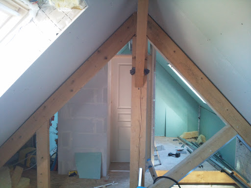 rénovation immobilière intérieur salle de bain mise aux normes electrique electricien batiment peinture