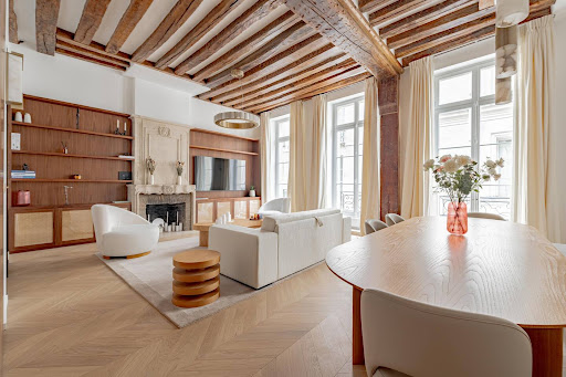 Rénovation de qualité à Paris 5 - Marcel Père et Fils. Besoin d'une rénovation ? Nous sommes là à dispo ! Contactez-nous pour un devis.