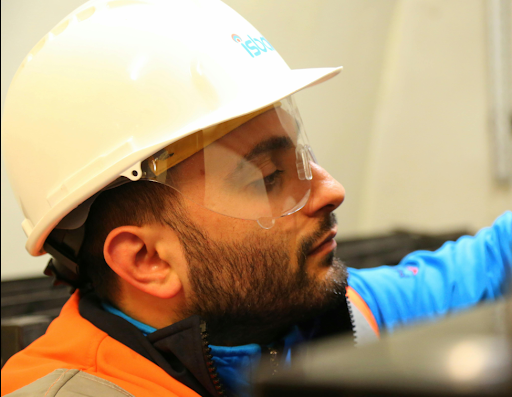 Découvrez nos services spécialisés dans l'optimisation des structures pour économies d'énergie. Nous réalisons des études thermiques et travaux de maintenance pour bâtiments industriels et tertiaires.